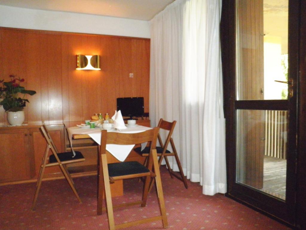 R.T.A. Hotel Des Alpes 2 Madonna 部屋 写真